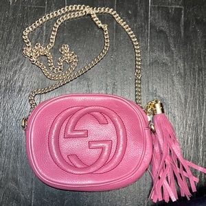 GUCCI
Pebbled Calfskin Mini Soho Chain Bag